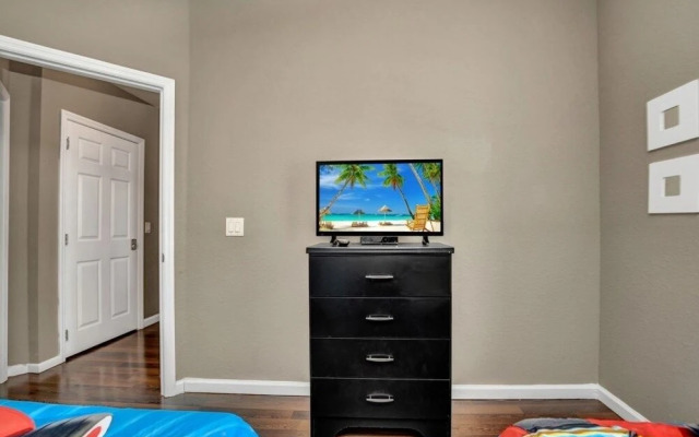 2612tf 5 Bedroom Home by Redawning