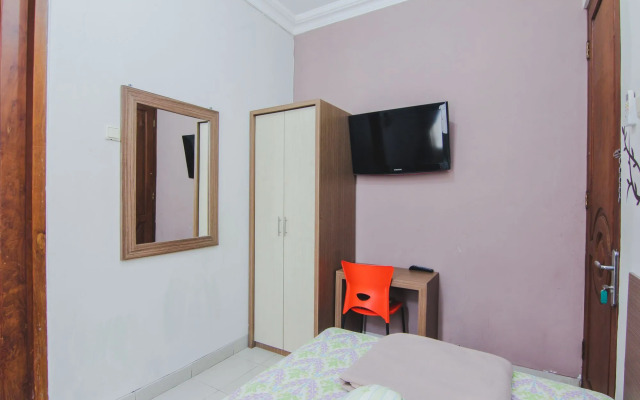 Collection O 1061 Aliya Homestay