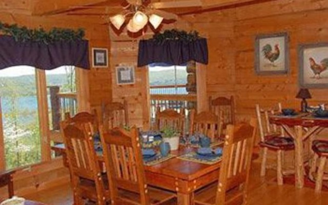 White River Lodge Bed and Breakfast