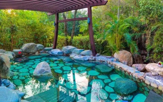 Yihe Lakeside Courtyard – Outside – Jiangmen