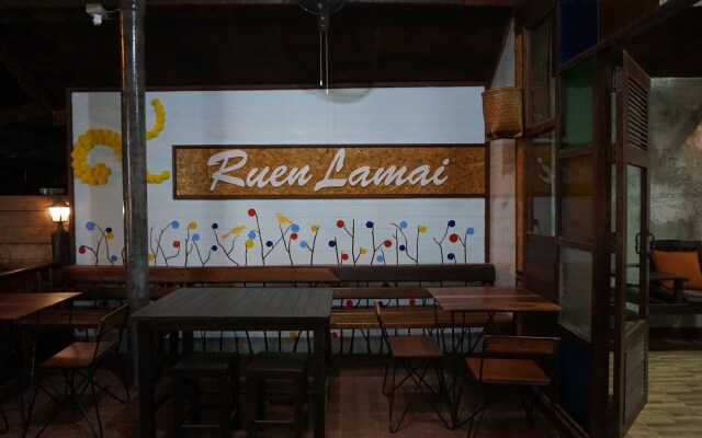 Ruen Lamai Lanna