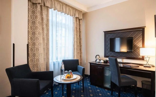 Pytloun Old Armoury Hotel Prague