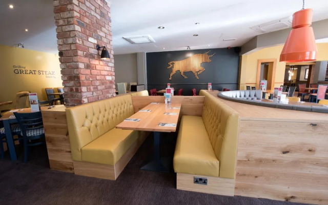 Premier Inn Walsall - M6 J10