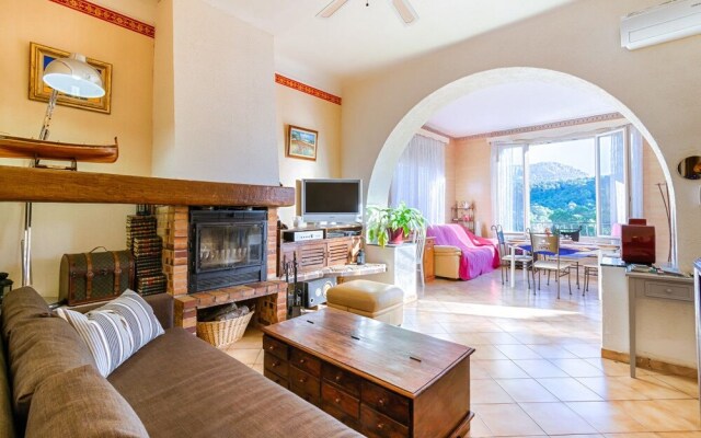 AC House With Garden and Terrace Calanques