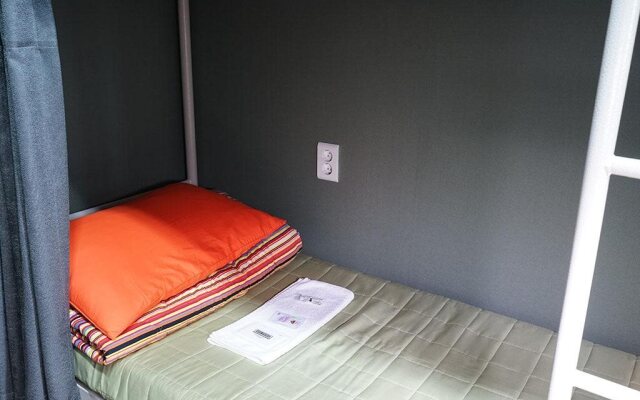 Party Guesthouse - Hostel