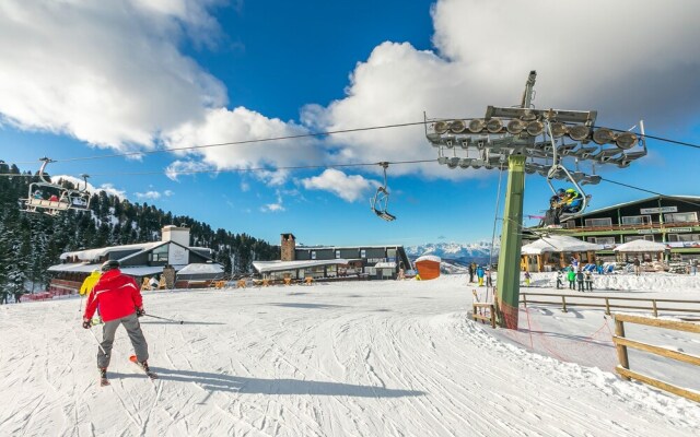 Cavalese few min From ski a04