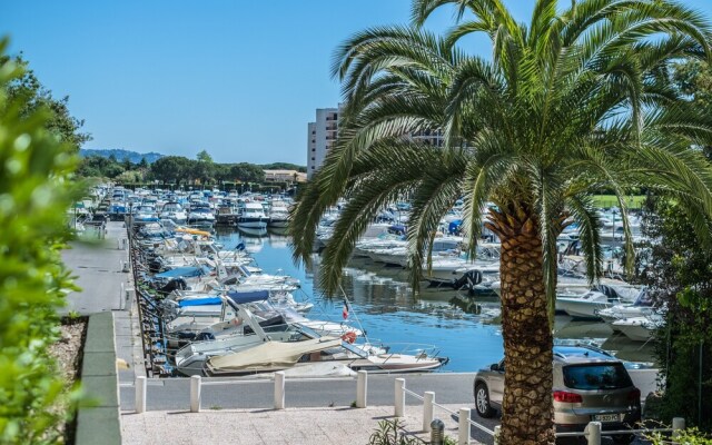 Cannes Marina