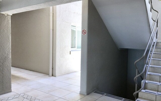 Sandringham Bachelor Beach Road