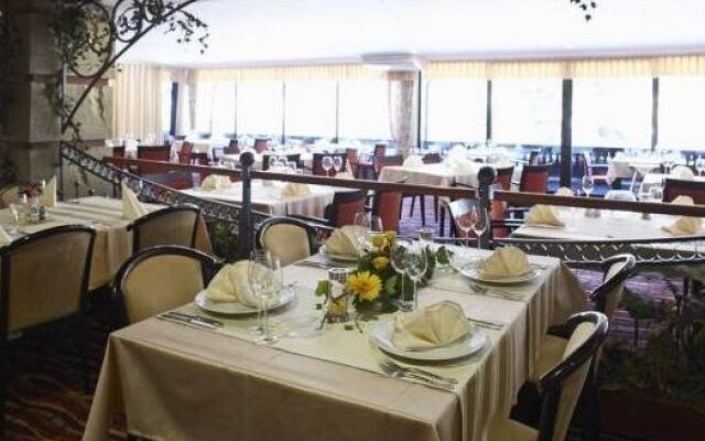 Korona, Resort & Entertainment