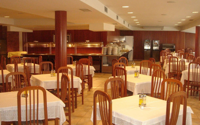 Hotel y Apartamentos Sarga