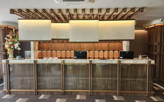 We Hotel Riverfront