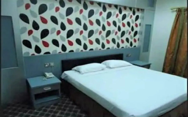 Al Commodore Hotel