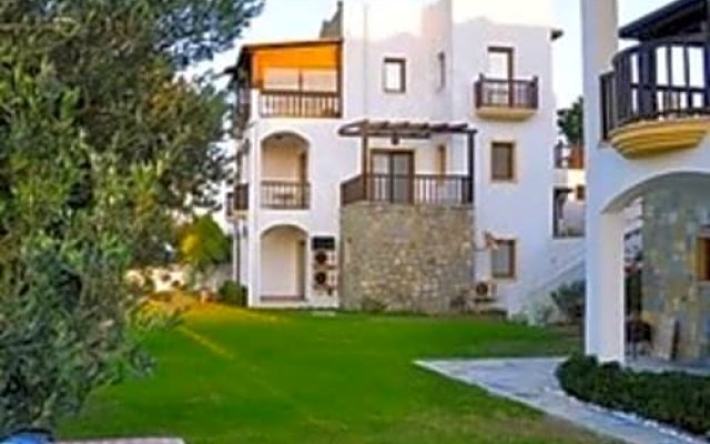 House with Garden and Shared Pool in Bodrum