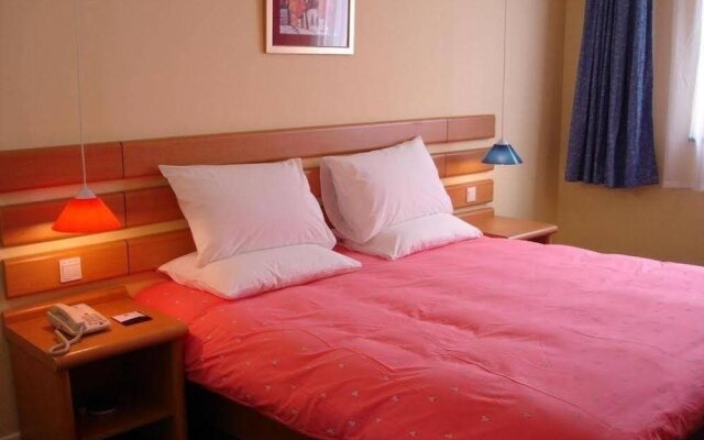 Home Inns Shanghai Hongqiao World Trade Xianxia Road