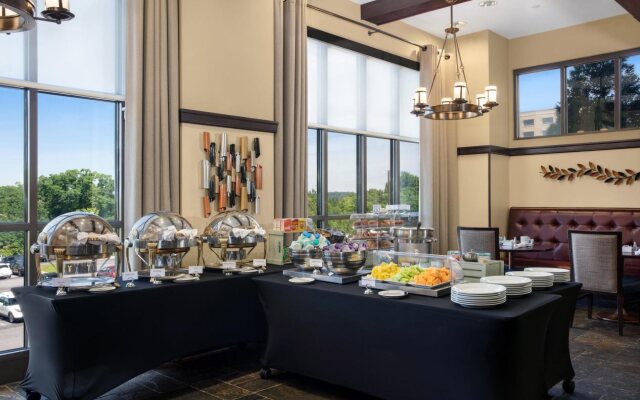 Sheraton Baltimore Washington Airport Hotel - BWI