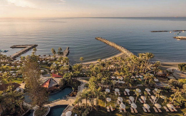 Amathus Residences