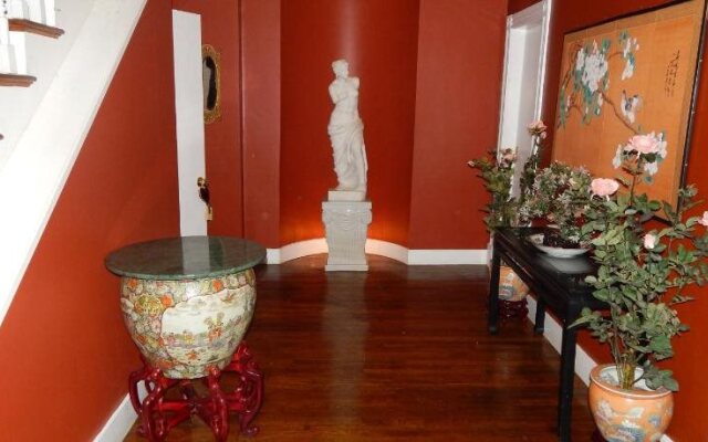 Château sur Mer Bed & Breakfast