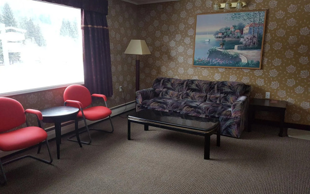 Alpine Inn & Suites