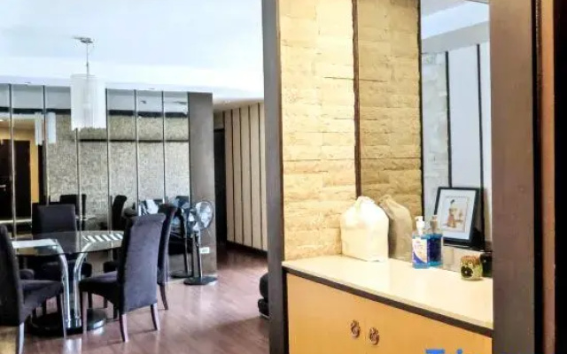 Short-Term Rental Allowed - 7A Downtown BKK Serviced Apartment