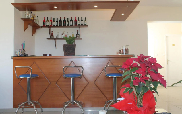 Peri's Hotel