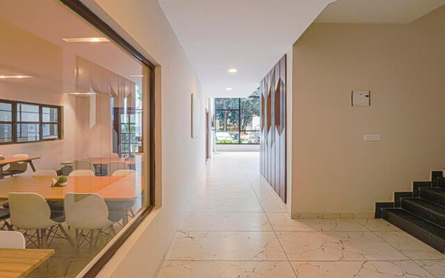 Treebo Trend Yc Grand Boutique Hotel