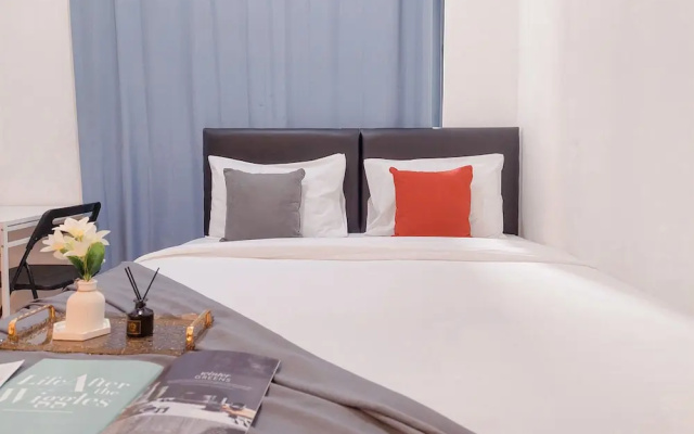 Good Place And Minimalist Studio Sky House Bsd Apartment – Guest Rooms – Legok