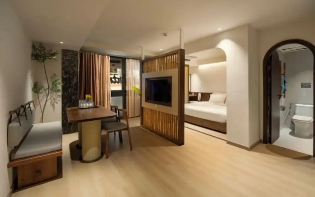 Lune Boutique Hotel & Apartment Da nang