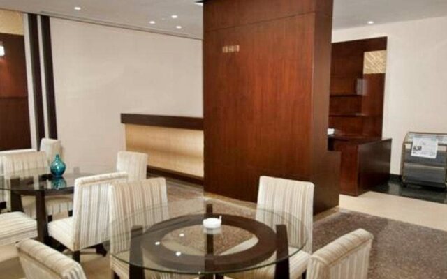 Dior Apartments