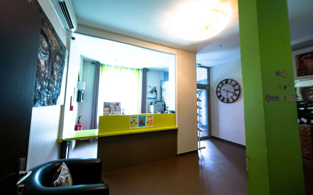 Brit Hotel Confort Auclair Gueret