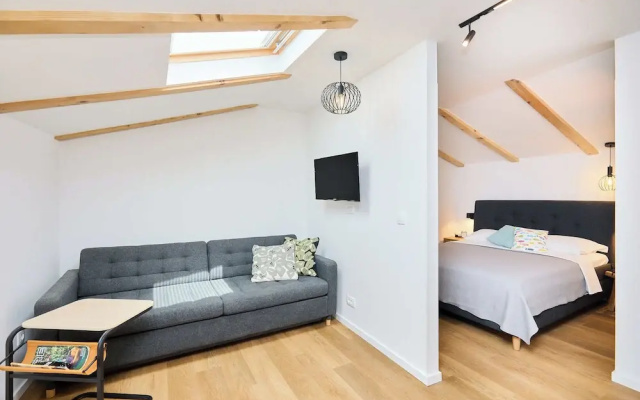 Hedera Estate, Hedera Studio 7