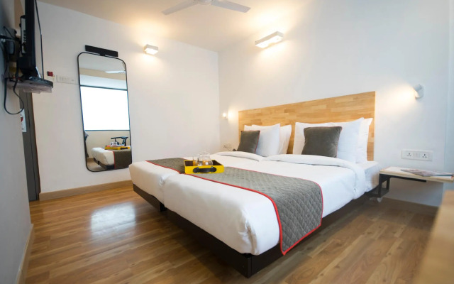 OYO Townhouse 016 International Airport