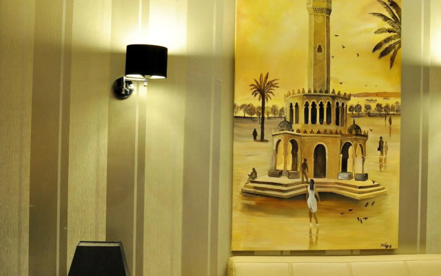 Avin Hotel