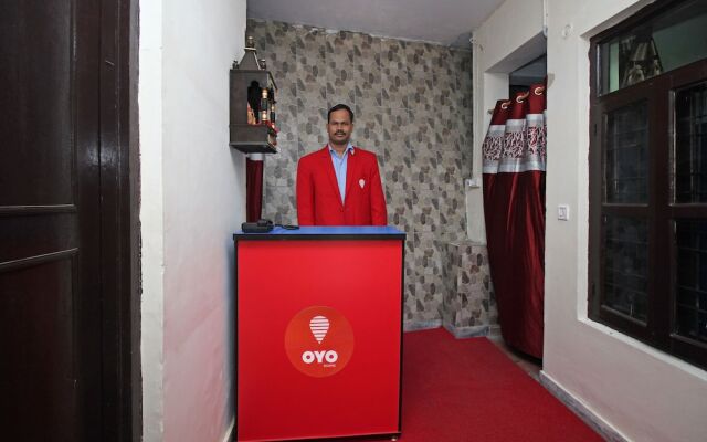OYO 8987 HD View Point