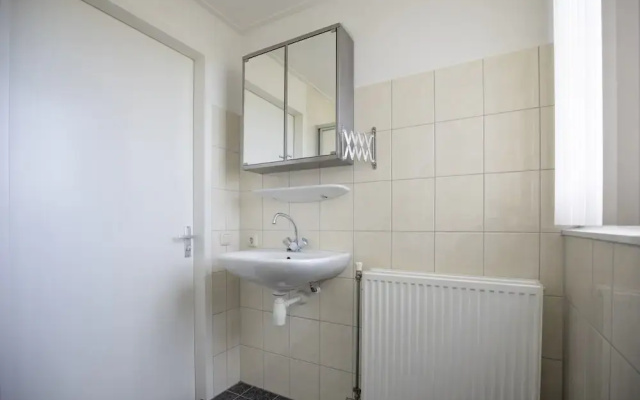 Detached Holiday Home near Grevelingenmeer Lake