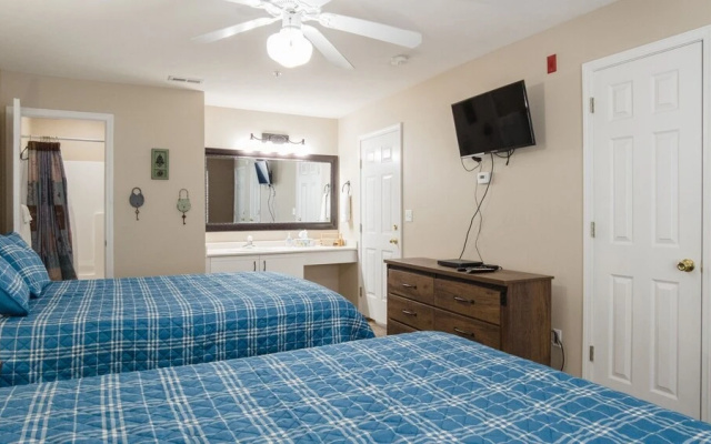 Champions 1-35 2 Bedroom Condo