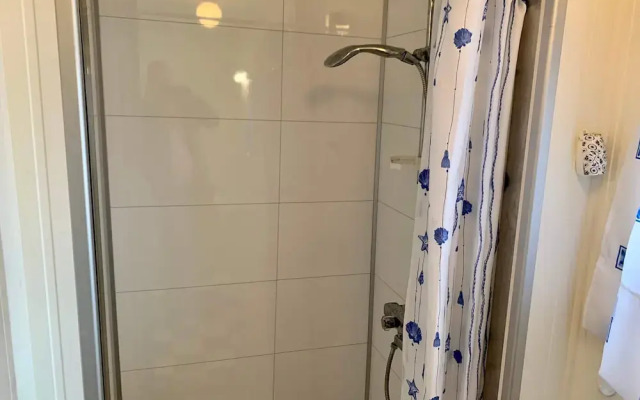 6 Person Holiday Home in Brandasund