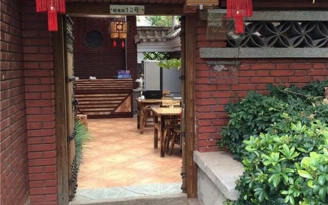 Lijiang Bamu Hotel