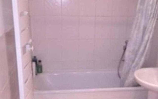 Double Room & Private Bathroom