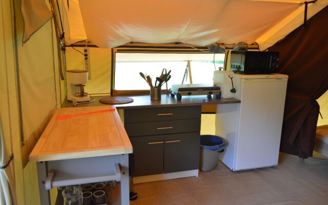 Camping Le Petit Lion - Tente Safari