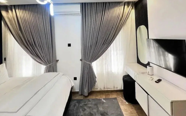 Marcliff Apartments