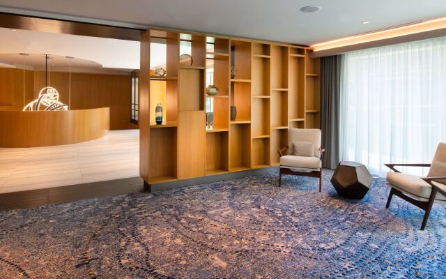 The Charter Hotel Seattle, Curio Collection by Hilton