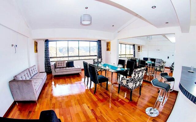 Hotel & Apartments R House Cusco