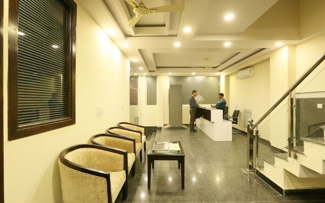 Hotel Capital @ Airport