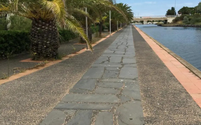 Studio cabine calme verdoyant proche plage