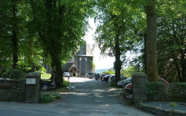 Sawrey House Country Hotel