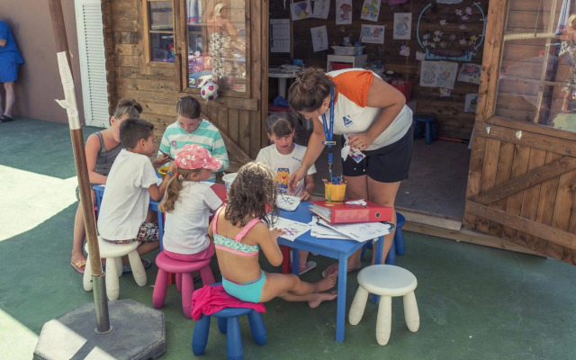 Moon Dreams Coral Beach