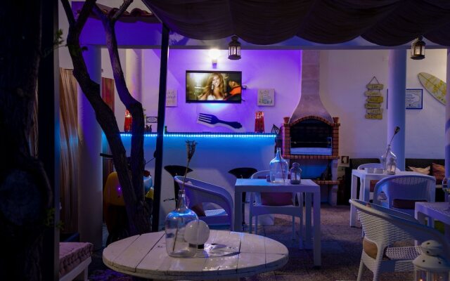 4Ever Palace Design & Nature