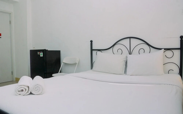 Simply and Homey Studio at Green Pramuka Apartment