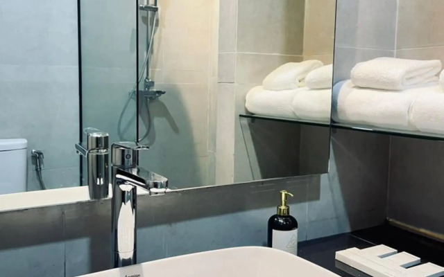 Grand Central Premier