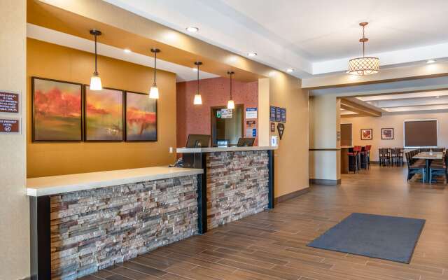 Best Western Plus Kindersley Hotel